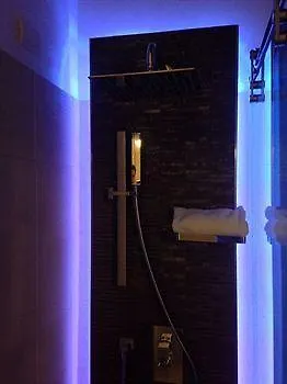 My Secret Condotti 2* 로마